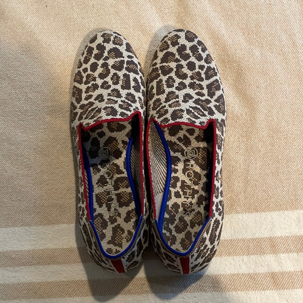Rothy’s size 9.5 mocha spot loafers.  GUC.  Recently coldwashed.  Fit like a 9.